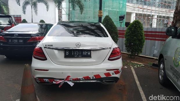 4 Mobil Mewah Disita Kejagung di Kasus Jiwasraya, Ini Pemiliknya
