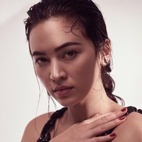 Jessica sendiri memiliki ayah seorang Inggris dan ibu seorang yang berasal dari Singapura keturunan China. Ia memulai karier akting sejak 10 tahun lalu. Foto: Instagram @jhenwick