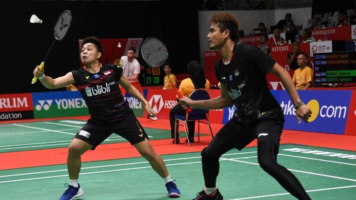 Tontowi Ahmad/Apriyani Rahayu kalah karena pola permaian belum mantap. (Foto: Aditya Pradana Putra / ANTARA FOTO) Tontowi Ahmad/Apriyani Rahayu kalah karena pola permaian belum mantap. (Foto: Aditya Pradana Putra / ANTARA FOTO)