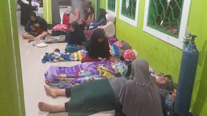 https://infojayaku16.blogspot.com/2020/01/diduga-keracunan-makanan-40-santriwati.html https://infojayaku16.blogspot.com/2020/01/diduga-keracunan-makanan-40-santriwati.html