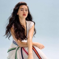 Ia pun mengakui jika proses audisi itu cukup emosional. Jadi, itu pengalaman yang sangat lama. Itu sulit karena aku sudah cukup lama melakukannya untuk tahu bahwa aku masuk, audisi, singkirkan dari pikiran, jangan berpikir mengenai itu dan jangan emosional. Tapi setelah enam bulan, kamu masih sangat menginginkannya, tambahnya. Foto: Instagram @jhenwick