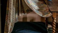 Ada juga pillow fort, tempat persembunyian favorit Eleven (diperankan Millie Bobby Brown), sekaligus tempat dia menikmati Eggo Waffles, sarapan kesukaannya. (dok. Airbnb)