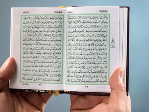 Surat Al Kafirun Ayat 1-6: Arti, Isi Kandungan, dan Keutamaannya