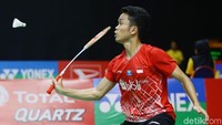 Dalam pertandingan yang digelar di Istoran Senayan, Jakarta, pada hari Kamis (16/1/2020), Anthony Ginting meraih kemenangan dengan skor 21-16, 21-15.