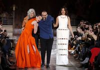 Model Batal Tampil di Paris Fashion Week karena Berdarah Israel