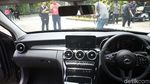 Dua Mobil Anyar Mercedes-Benz Meluncur