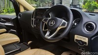 Sementara itu, The New Vito memenuhi permintaan pelanggan terhadap van yang luas dengan fleksibilitas untuk perlengkapan interior.