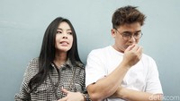 Elvia pun mengatakan jika Billy jadi lebih mudah dikontrol yakni menentukan arah hubungan mereka. Pool/Palevi S/detikFoto.