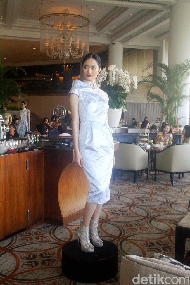 Fashion show Imlek 2020, SebastianRed dari Sebastian Gunawan menampilkan deretan busana cheongsam modern nan elegan di Grand Hyatt, Jakarta, Selasa [14/1/2020]. Foto: Mohammad Abduh/Wolipop.