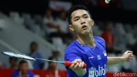 Jojo dan Wei saling berusaha memimpin perolehan poin sejak awal gim pertama.