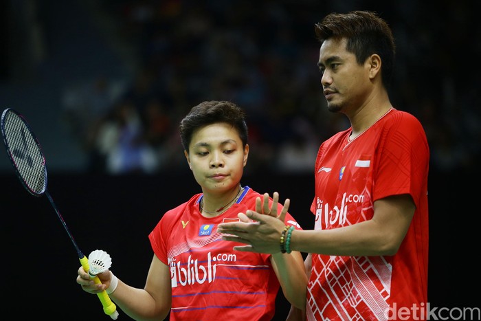 Tontowi/Apriyani Tontowi/Apriyani kalah di babak 16 besar Indonesia Masters 2020.