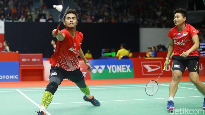 Tontowi/Apriyani kandas di babak 16 besar Indonesia Masters 2020.