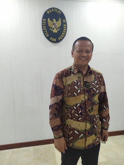 Menteri Kelautan dan Perikanan Indonesia Edhy Prabowo mengoleksi beraneka batik motif ikan. Foto: Dok. Pribadi Menteri Kelautan dan Perikanan Indonesia Edhy Prabowo mengoleksi beraneka batik motif ikan. Foto: Dok. Pribadi