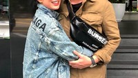 Perseteruan berawal ketika Andhika mengatakan konsep acara Nikita di TV meniru kontennya di YouTube. Tak terima hal ini, Nikita pun meradang. Namun baik Ussy dan Andhika menanggapinya dengan tenang. Foto: Instagram ussypratama