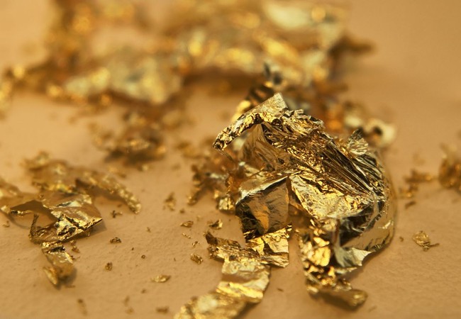 Fakta Unik Edible Gold Emas 24 Karat yang Bisa Dimakan