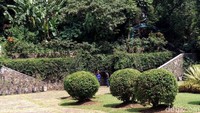Menurutnya, kegiatan kelompok Sunda Empire sudah dipantau oleh pihak kampusnya. Bahkan pihaknya selalu berkoordinasi dengan Polri dan TNI soal kegiatan Sunda Empire. Selain itu, dia menyebut, pihak kampus telah melakukan teguran berkaitan aktivitas Sunda Empire. Terutama kegiatan yang dilakukan di kawasan Taman Isola yang lokasinya berada di kawasan UPI.