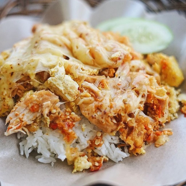 Paling Ngangenin di BINUS, Ini 5 Ayam Geprek dan Penyet yang Enak Murah