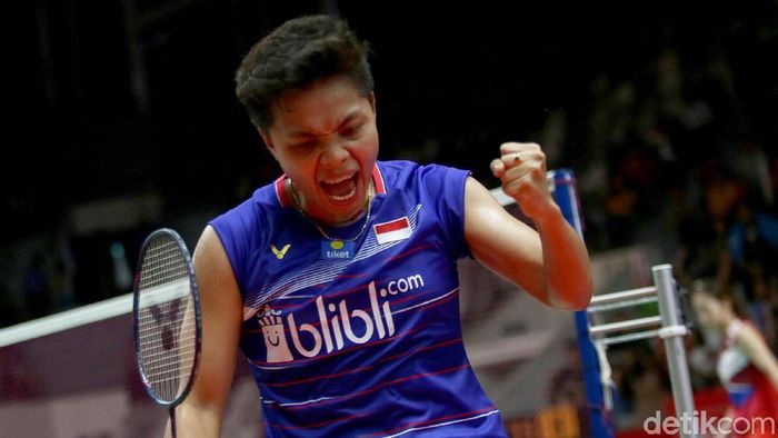 Greysia Polii/Apriyani Rahayu berhasil menyingkirkan ganda Jepang Nami Maysuyama/Chiharu Shida (Jepang) di perempatfinal Daihatsu Indonesia Masters 2020. Mereka tak akan mengendurkan pedal gas.