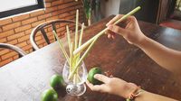 Pakai Sedotan Ramah Lingkungan, Kelantan Pilih Sedotan Serai!