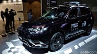 Outlander PHEV Special Service Agency NERV Specification merupakan aplikasi modifikasi untuk kendaraan agen khusus NERV pencegahan bencana dan layanandistribusi informasi pencegahan bencana yang dioperasikan oleh Gehim Inc., dan menyediakan informasi tentang pencegahan bencana seperti gempa bumi, tsunami, peringatan cuaca, dan informasi kehidupan seperti informasi pemadaman listrik dalam laporan awal. Foto: Mitsubishi
