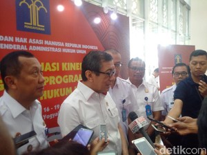 Umumkan Tim Hukum PDIP Soal Harun Masiku, Yasonna Ngaku Tak Intervensi Hukum