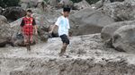 Banjir Bandang di Tanah Datar Putuskan Akses Jalan