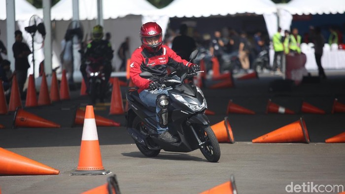Test Ride Honda Beat 2020