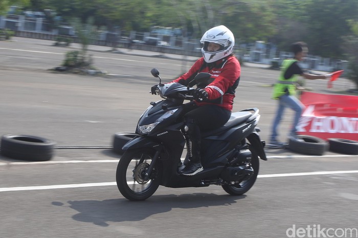 Test Ride Honda Beat 2020