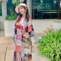 Chen Meifen mendapat sebutan Tante Tercantik dari Taiwan ketika berusia 36 tahun oleh seorang presenter televisi paling terkenal di sana. Sebelumnya, ia memulai karier dengan mengikuti Knitwear Beauty Queen. Foto: Facebook Chen Meifen