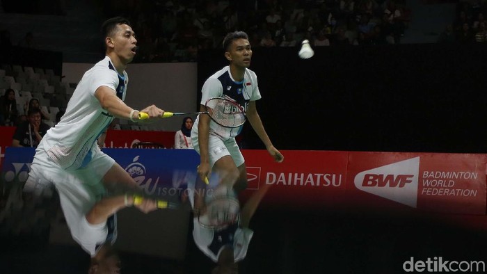 Ganda putra Indonesia Fajar Alfian/Muhammad Rian Ardianto melaju ke semifinal Indonesia Masters 2020. Mereka susah payah mengalahkan wakil Denmark.