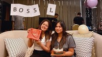 Liana sendiri terkenal sebagai pembalap reli yang memiliki segudang aktivitas, dan tentunya tetap aktif mengunggah kegiatannya sehari-hari ke penggemarnya.  Foto: Instagram @lianajhonlin12