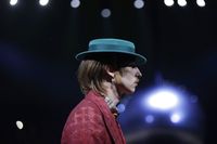 Tren Tas Pria Gucci 2020, Mirip Kotak Makan Sampai Bergaya Feminin