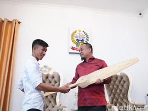 Wagub Minta Pusat Bantu Kembangkan Pesawat Buatan Montir Asal Pinrang