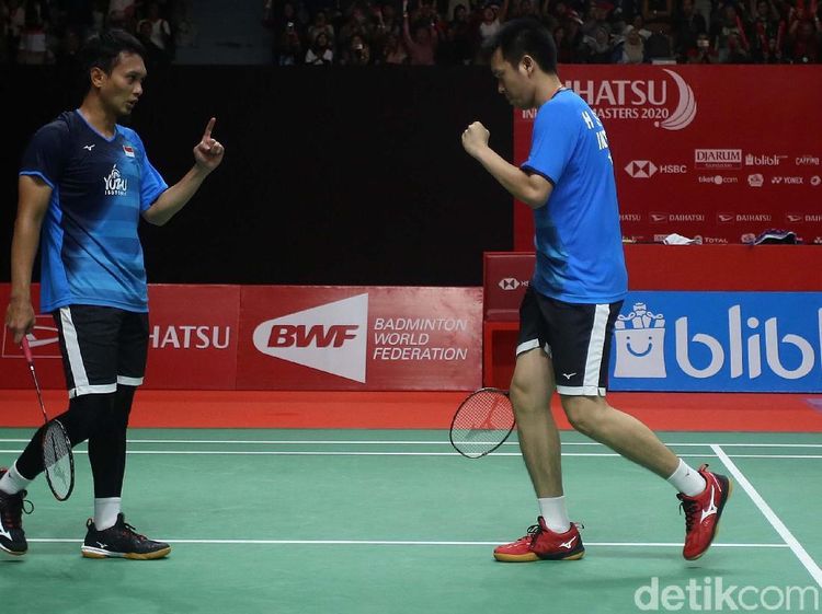 Gulung Ganda Terbaik Taiwan, Hendra/Ahsan ke Semifinal