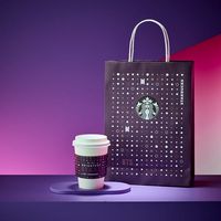 Kolaborasi dengan BTS, Starbucks Korea Sajikan Menu Cantik Serba Ungu
