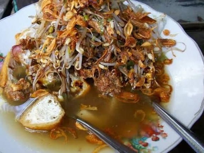 Lontong balap enak di Surabaya