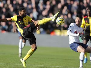Kritik Premier League, Penyerang Watford Sebut-sebut Pangkas Rambut dan Anak