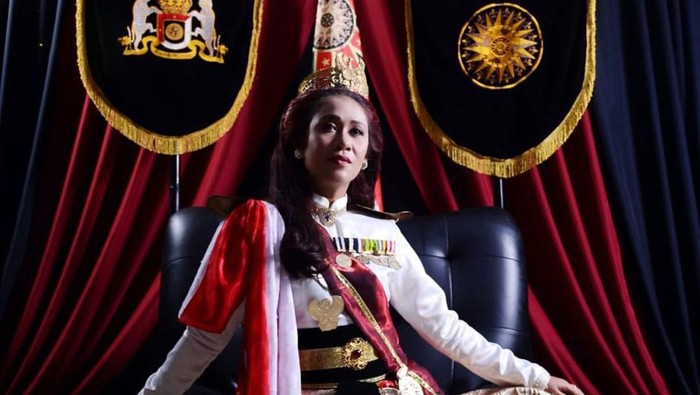 Ratu Keraton Agung Sejagat Fanni Aminadia