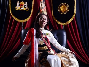 Ratu Agung Sejagat dan Kuda Besi Machonya