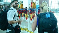 Melihat ini sebagai peluang, PT Angkasa Pura II (Persero) memposisikan diri sebagai destinasi wisata dan seni budaya dengan menyinergikan aspek seni, budaya dan pariwisata (art, culture & tourism) sebagai konsep pengembangan layanan serta fasilitas bandara (dok Istimewa)