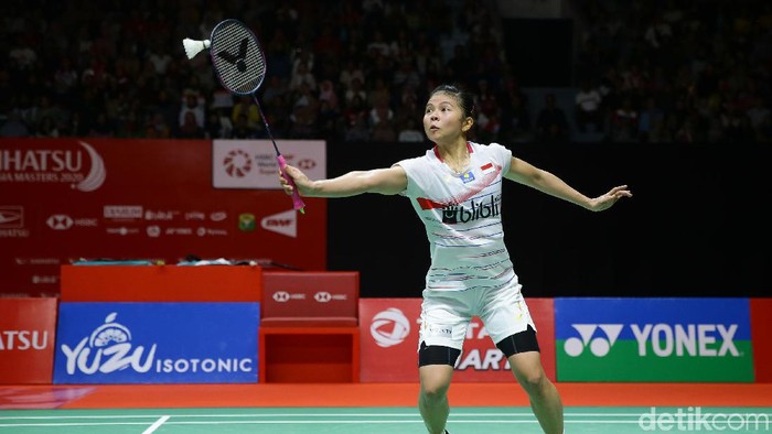 Greysia Polii/Apriyani Rahayu melaju ke final Daihatsu Indonesia Masters 2020. Mereka lolos usai menyingkirkan Kim So Yeong/Kong Hee Yong (Korea Selatan).