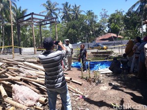 Dear Turis Keraton Agung Sejagat, Boleh Foto-foto Tapi...