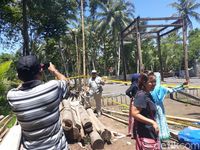 Keraton Agung Sejagat Jadi Berkah Buat Tukang Parkir