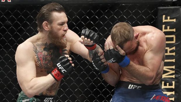 Conor McGregor mengalahkan Cowboy Cerrone hanya dalam waktu 40 detik. (