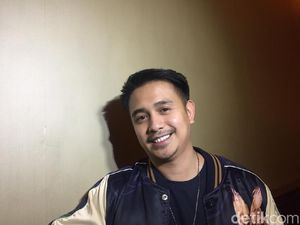 Bibir Jeding, Ajun Perwira: Gara-Gara Lobster Nih!