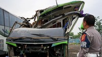 Menurut pengakuan korban selamat, bus yang mengangkut ibu-ibu PKK hendak pulang ke Depok usai rekreasi ke Wisata Tangkuban Perahu. Namun setibanya di lokasi kecelakaan, laju bus melaju kencang dan tak berselang lama terguling.