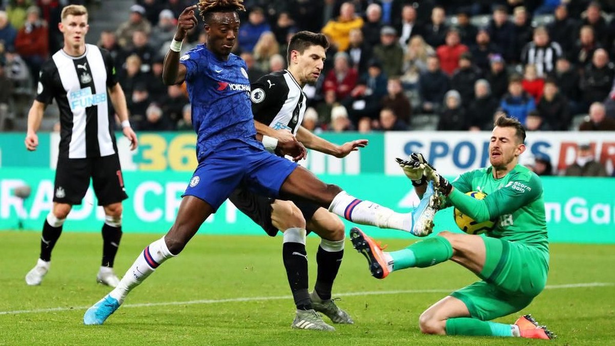 Pertandingan Newcastle vs Chelsea musim lalu. (Foto: Alex Livesey/Getty Images)