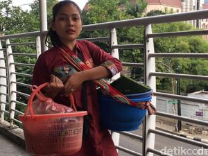 Hotman Paris Ajak Penjual Getuk Jadi Aspri hingga Cara Nyeleneh Kupas Buah