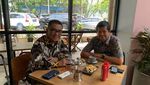 Doyan Makan Durian hingga Bubur, Momen Seru Helmy Yahya Saat Wisata Kuliner