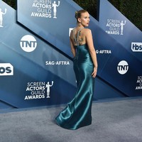 Bluebella menghitung Golden Ratio dengan simulasi komputer pada sejumlah selebriti wanita. Beberapa di antaranya Scarlett Johansson, Kelly Brook dan Salma Hayek. Foto: Gregg DeGuire/Getty Images for Turner